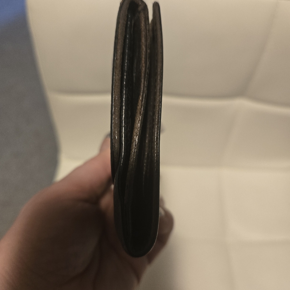 Chanel Caviar Leather Wallet - Picture 11 of 16